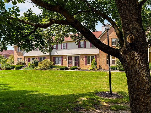 3rd image of 5257 Bethel Woods Dr