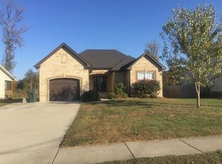 415 Palamino Ln, Springfield, TN 37172