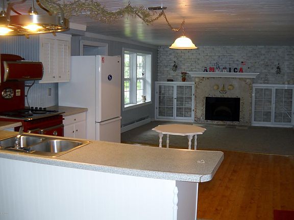 5th image of 10658 N Bitely Ave