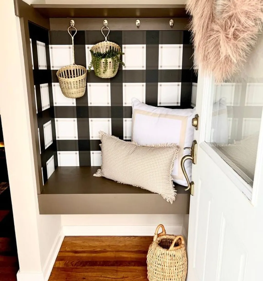 2 bed, $2,450 — Photo 1