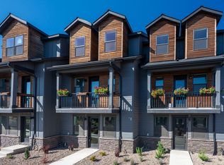 20532 NE Empire Ave, Bend, OR 97701