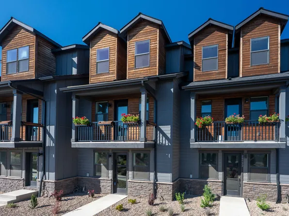 20532 NE Empire Ave, Bend, OR 97701