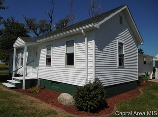 4013 E Mine Ave, Farmersville, IL 62533