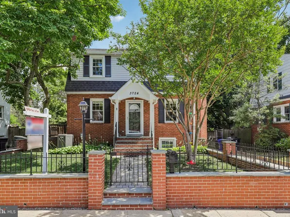 3724 2nd St S, Arlington, VA 22204