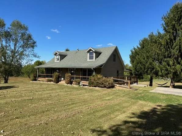 9989 S Bush Road, Pekin, IN 47165