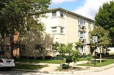 1st image of 8700 W Berwyn Ave Unit 3S