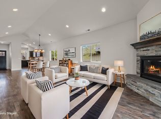 3375 NE Crystal Springs Dr, Bend, OR 97701