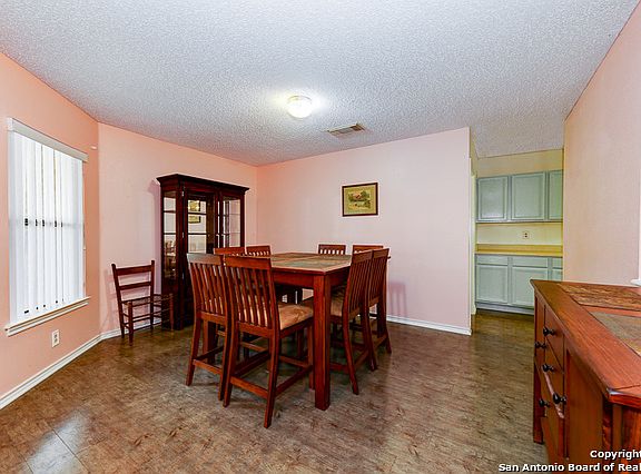 4th image of 2123 Border Mill Dr