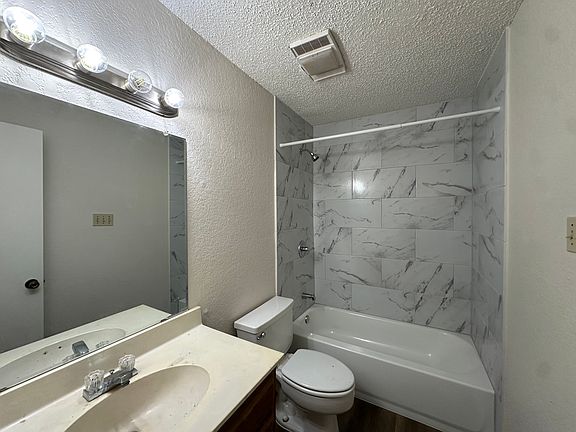 4th image of 417 Withers St APT 7