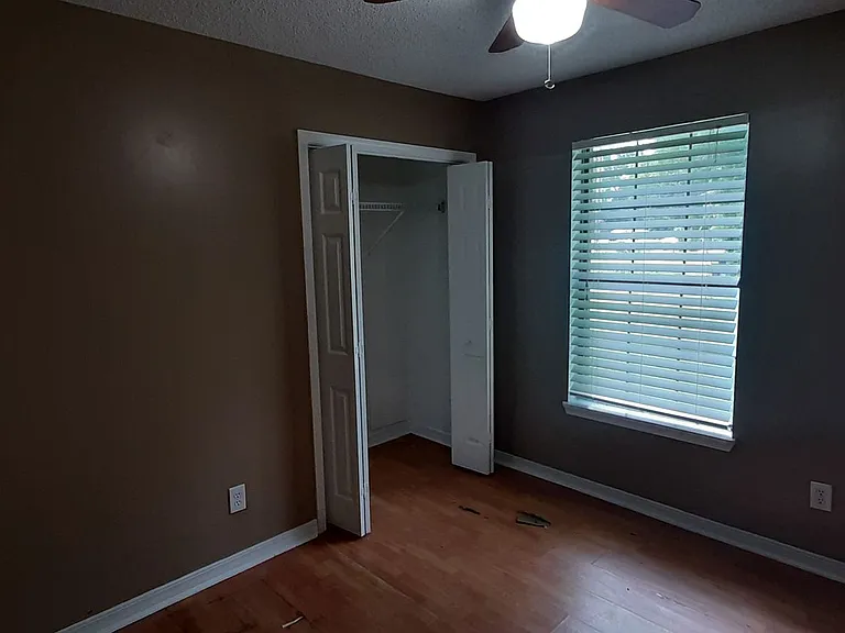 304 Ray St — Photo 8