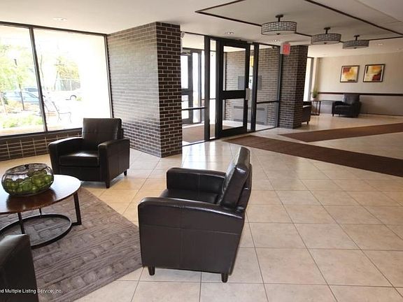 3rd image of 20 Cliff St APT 4H