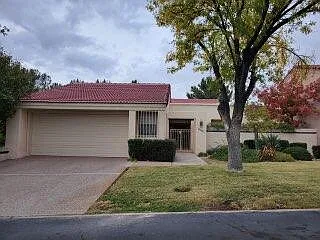 1027 Los Jardines Cir
