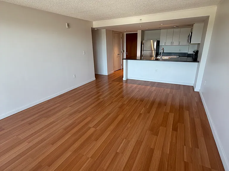 296 Harvard St #6 — Photo 7