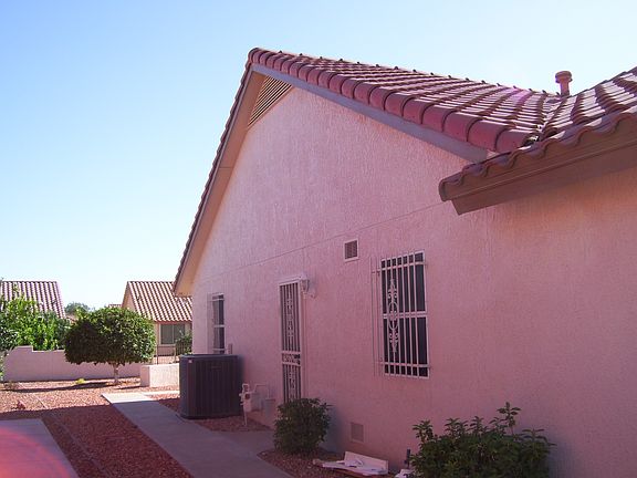 4th image of 15023 W Heritage Dr