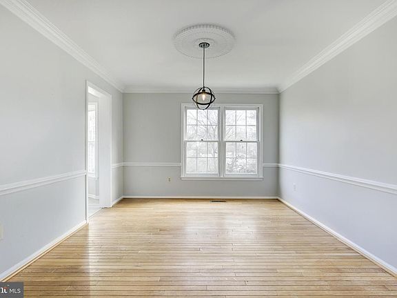 4th image of 7909 Jensen Pl