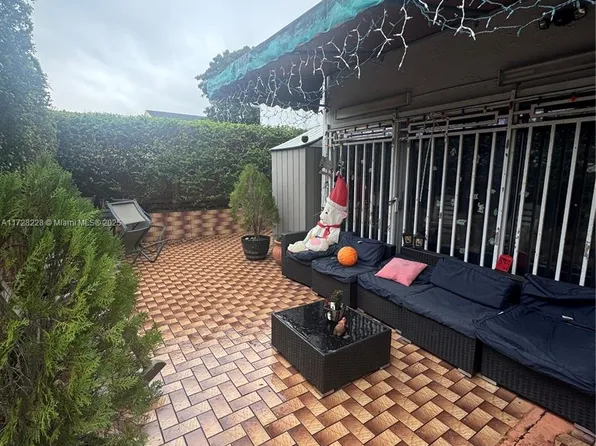 8470 SW 156th Ct APT 203, Miami, FL 33193