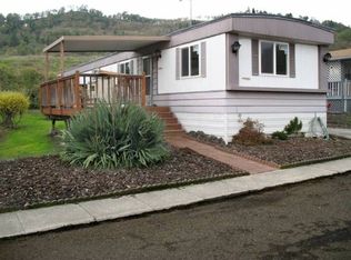 99 Shadow Ranch Ln, Roseburg, OR 97470