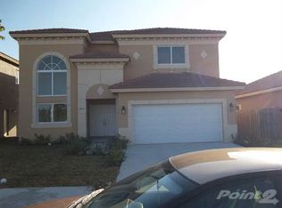 15662 SW 177th Ter, Miami, FL 33187