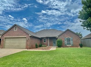 15705 Creek Heights Dr, Edmond, OK 73013