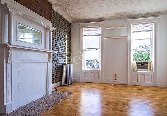 3rd image of 117 4th Pl #4RR