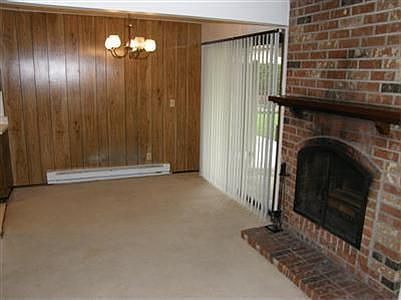 4th image of 2818 Garden Ct APT B