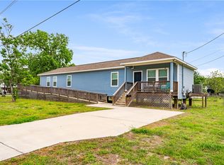 1109 W Nelson Ave, Aransas Pass, TX 78336