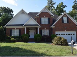 2402 Retriever Ln, Greensboro, NC 27455