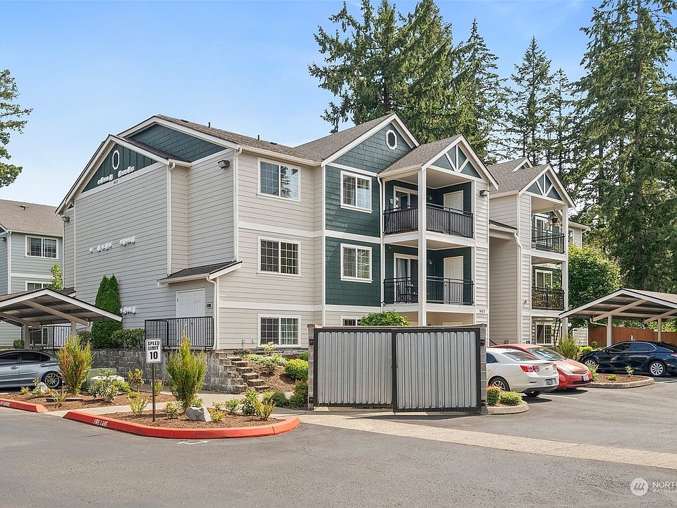 1st image of 1407 SW Evergreen Park Drive #204