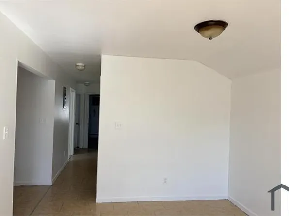 12819 146th St Floor 2, Jamaica, NY 11436