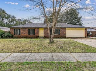 6931 Falcon Dr, Pensacola, FL 32526