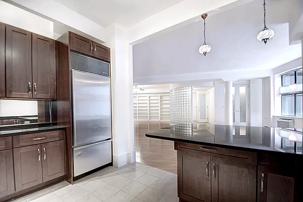 Rented by Urbane Brokerage | media 5