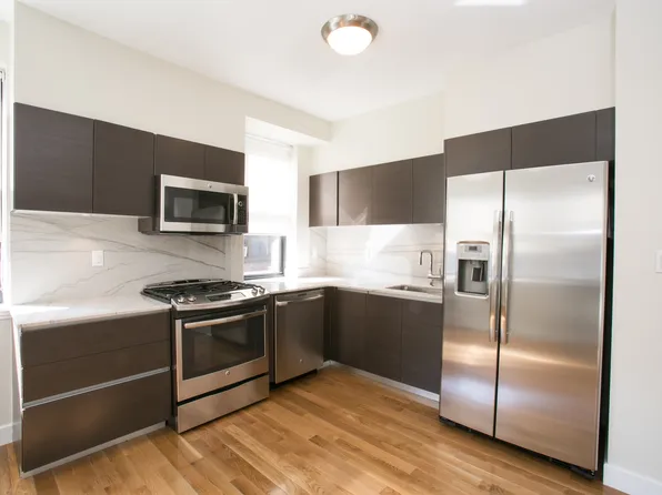 252 East 61st Street image 1 of 21