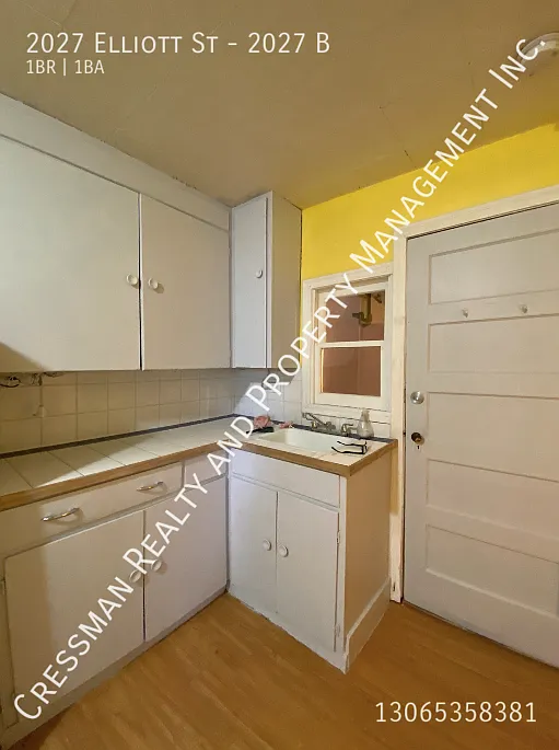1+ Bedroom Basement Suite In Broders Annex. Utilities Included! — Photo 2