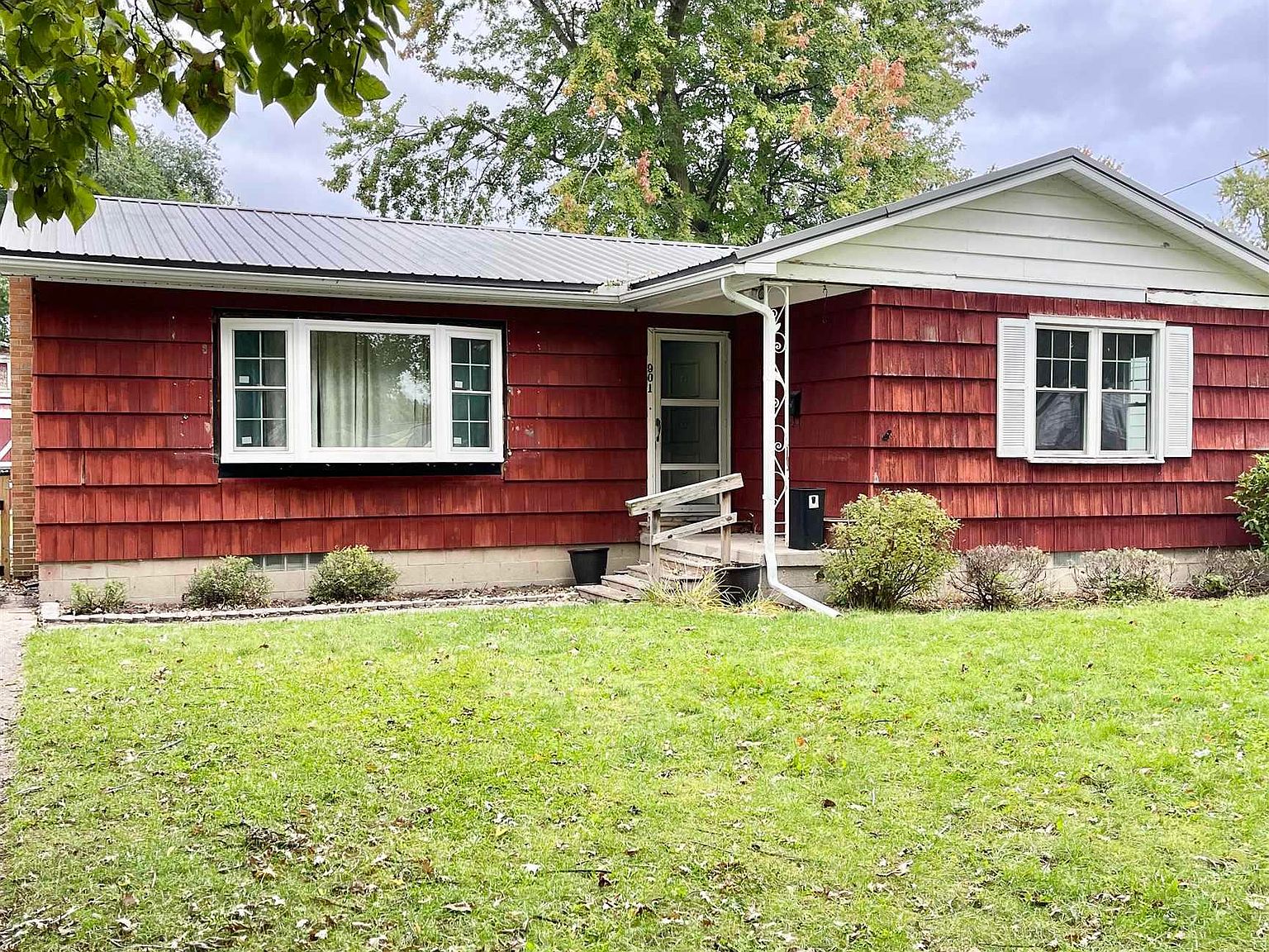 901 Cotter St, Essexville, MI 48732 Zillow