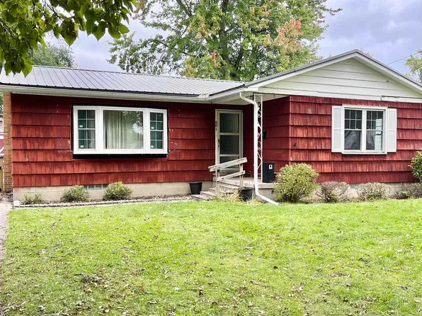 901 Cotter St, Essexville, MI 48732