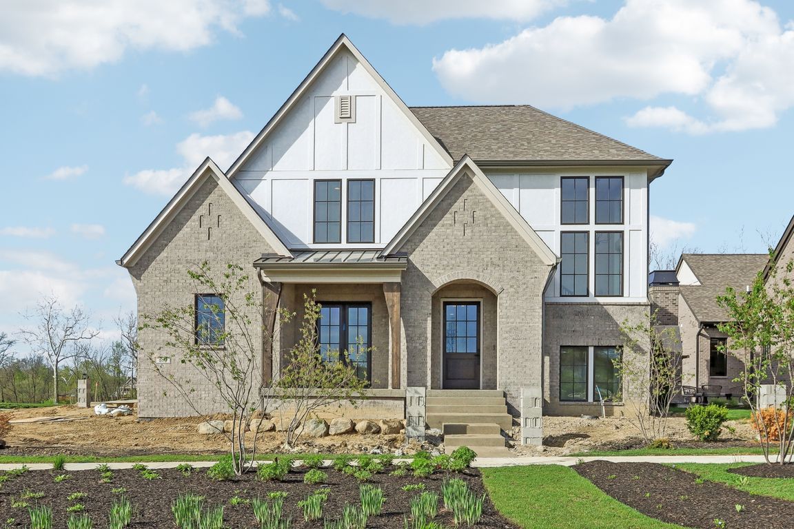 Exmoor Dr-2904-001