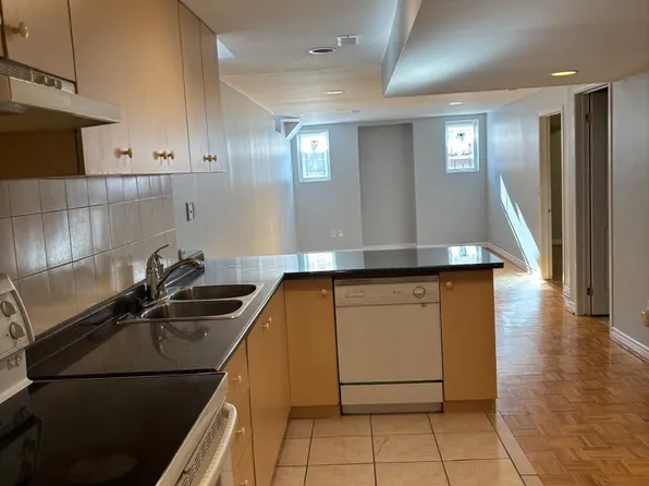 13 Beechgrove Cres #Basement, Markham, ON L3R 4Z1