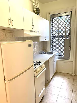 Rented by Sohayegh Enterprises Corp. | media 39