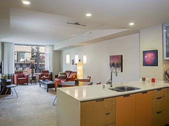 5th image of 1441 9th Ave Unit 409