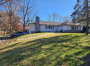 6105 Slater St, Merriam, KS 66202