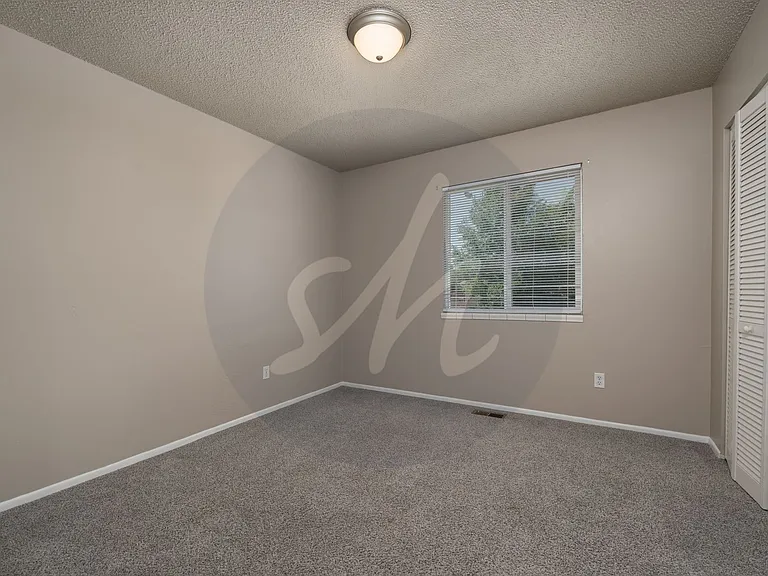 7123 Metropolitan St — Photo 11