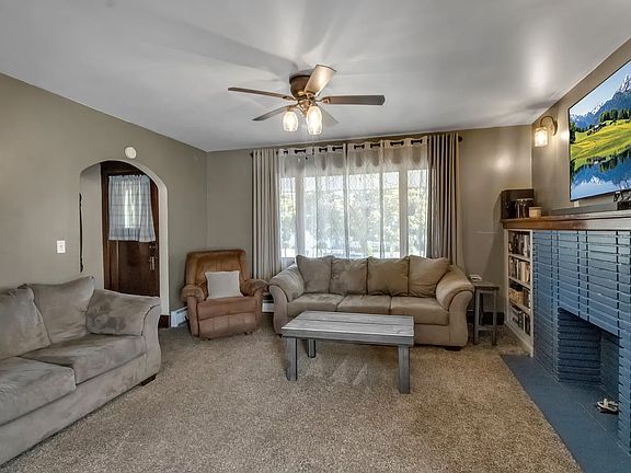 5th image of 12 Lovering Ave Floor 1