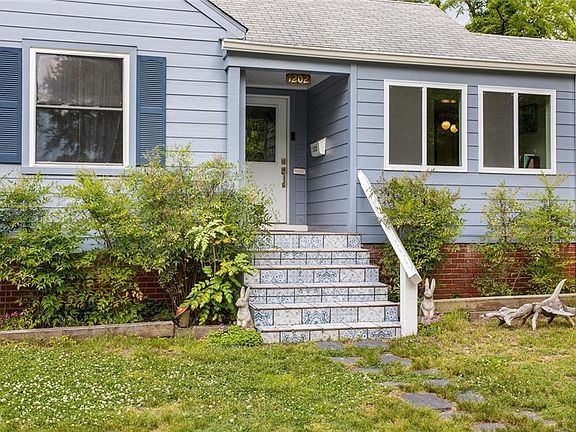 3rd image of 1202 Hillside Ave