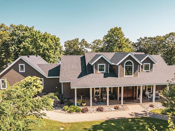5th image of 25699 Frieda Dr