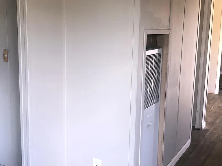 408 Samantha St — Photo 17