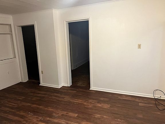 3rd image of 84 Mead St #1