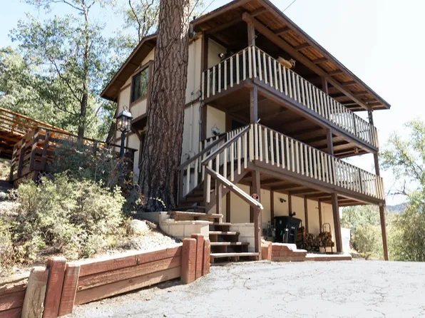 961 Villa Grove Ave, Big Bear Lake, CA 92315
