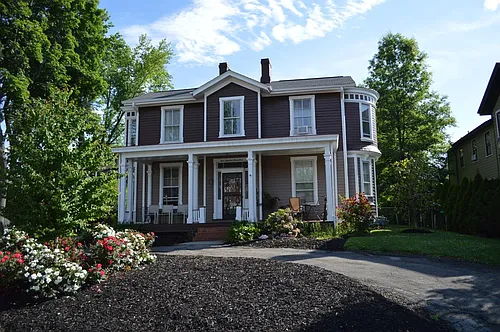 333 Beaver St #2 Photo 1