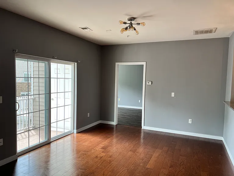 425 Tower Blvd #425 — Photo 11