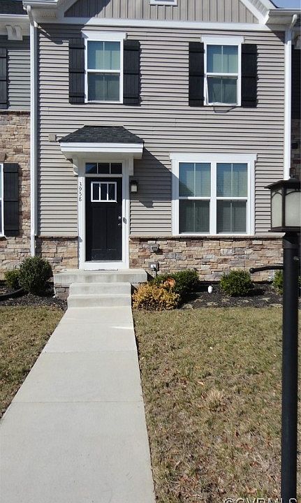1st image of 3958 Grove Point Dr